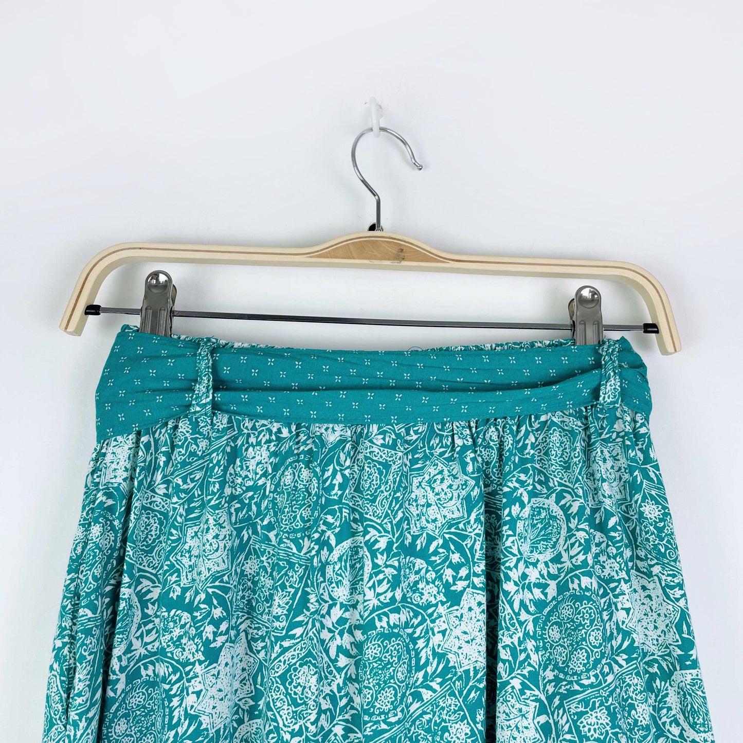 vintage 80s ashley taylor scarf print camp shirt and midi skirt set