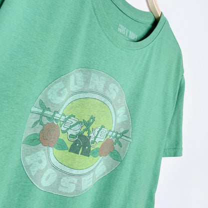 guns n roses 2022 graphic tee