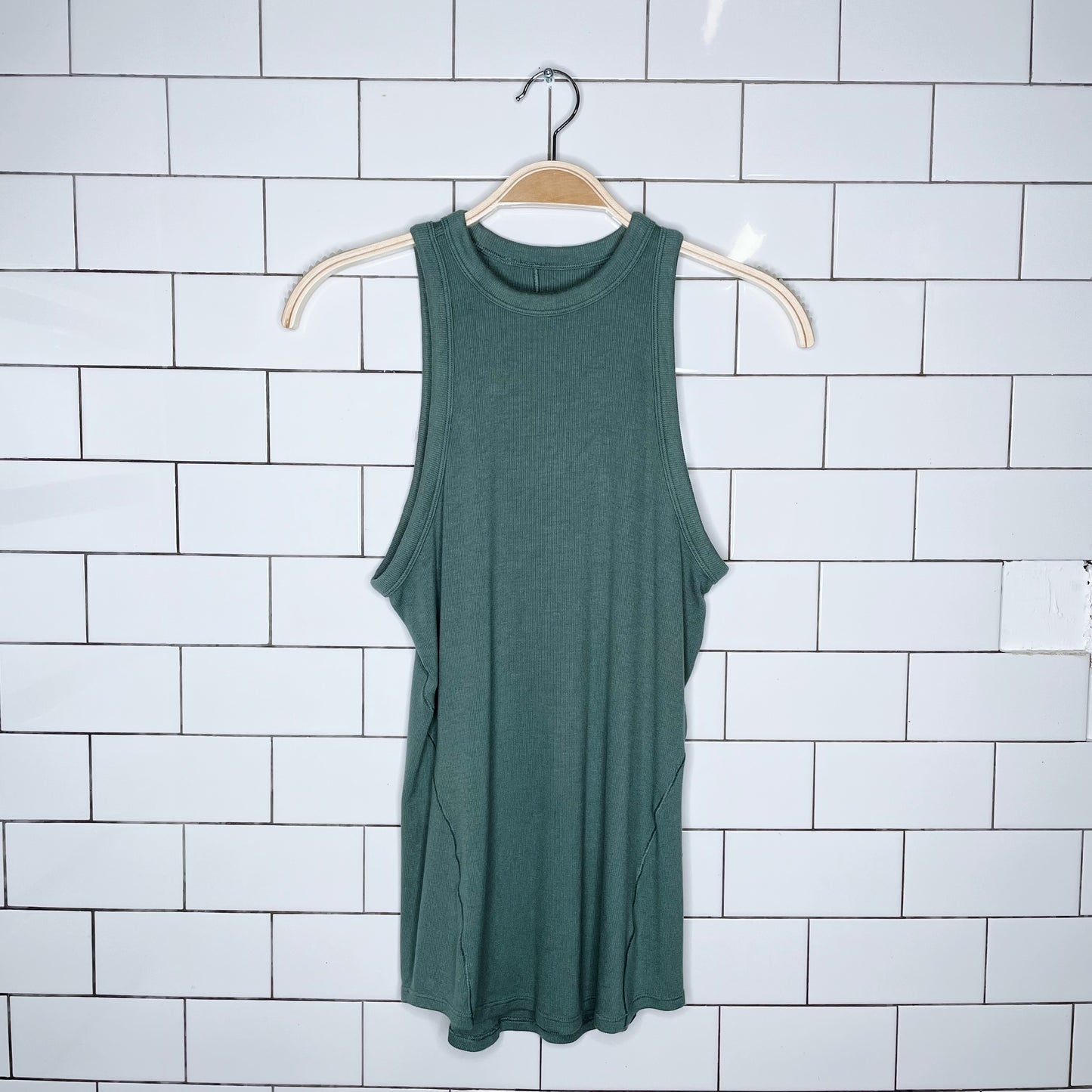 lululemon 2023 hold tight tank in tidewater teal - size sm-large