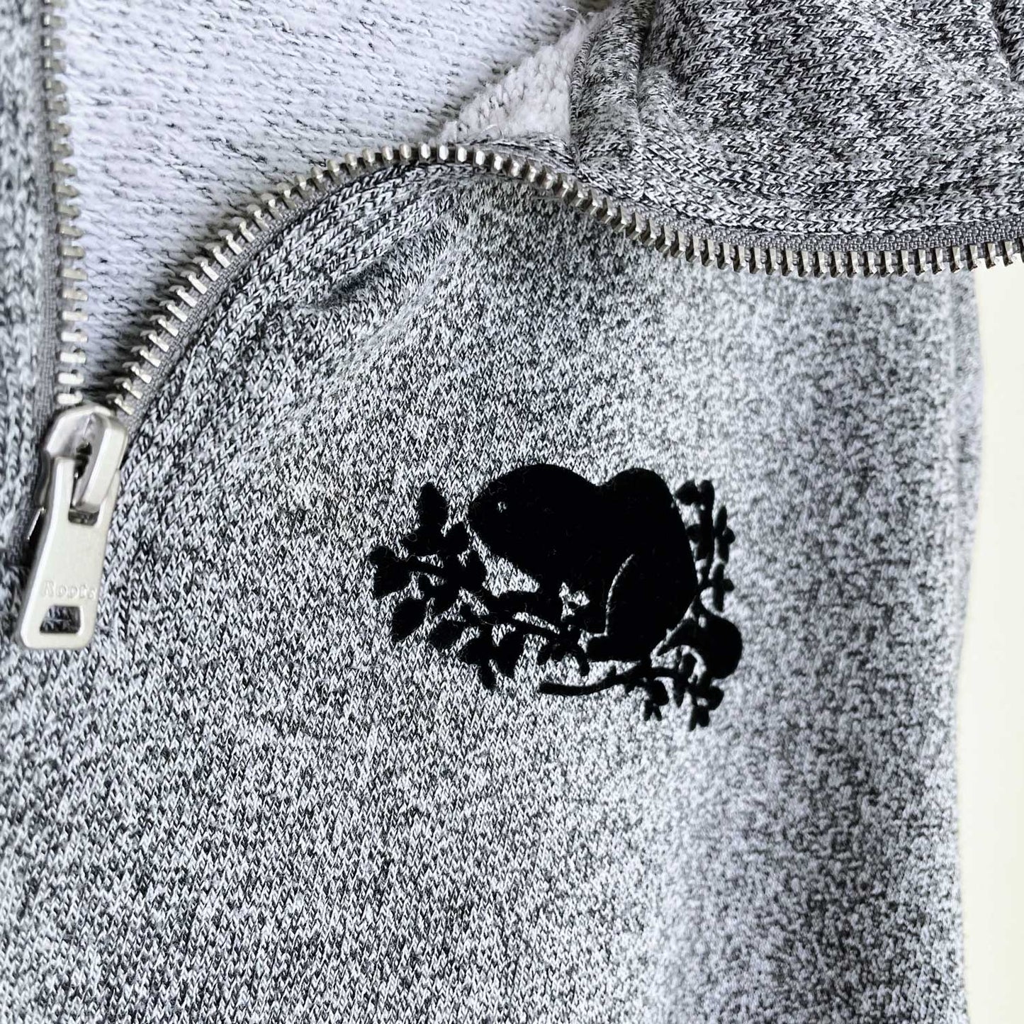 roots salt & pepper 1/4 zip sweatshirt - size xl