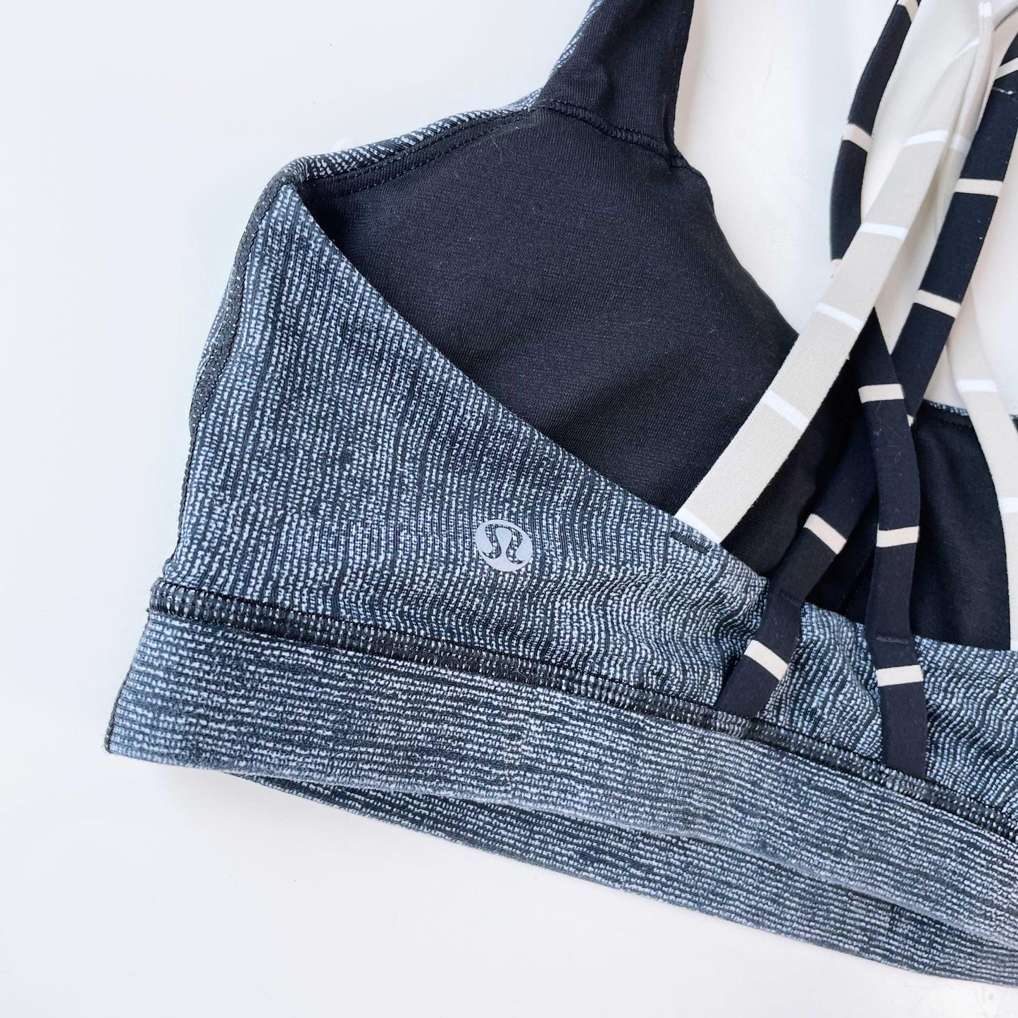 lululemon free to be luxtreme bra