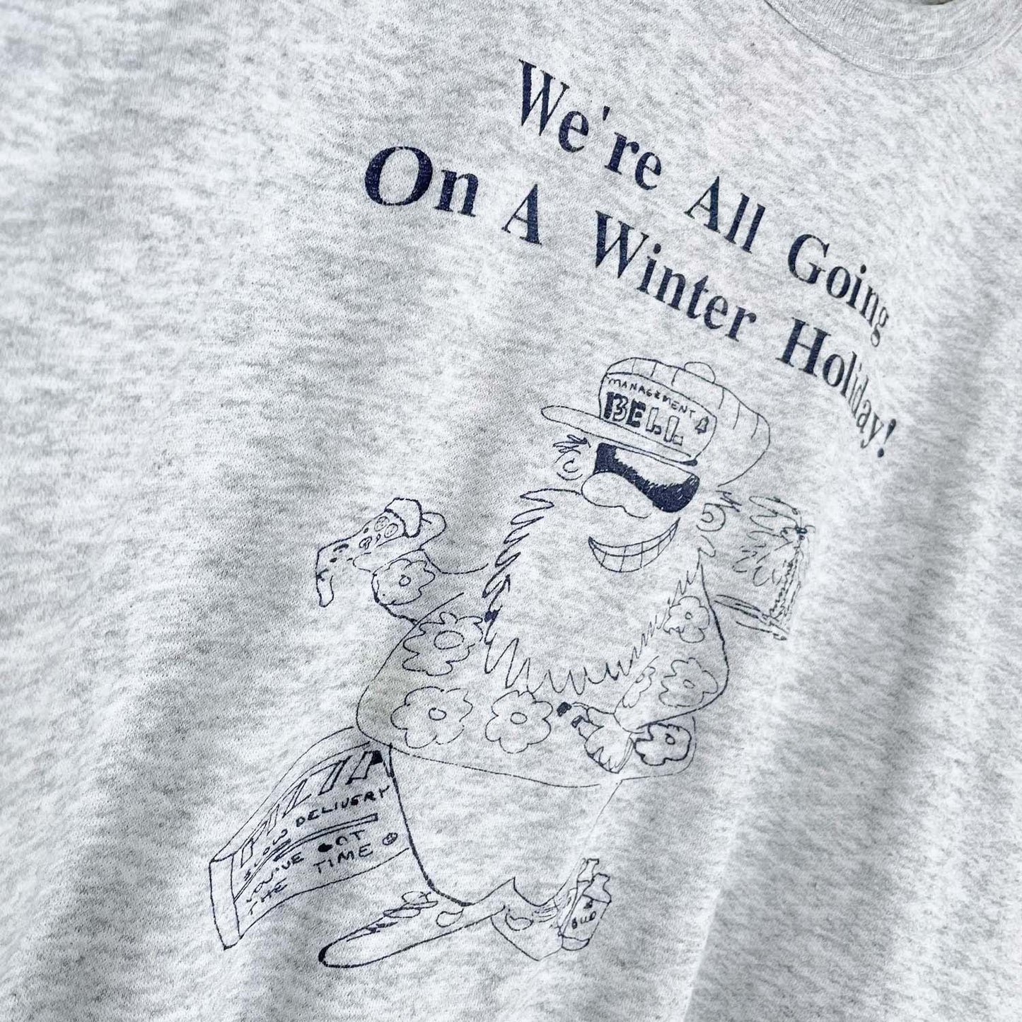 vintage winter holiday graphic crew - size xl