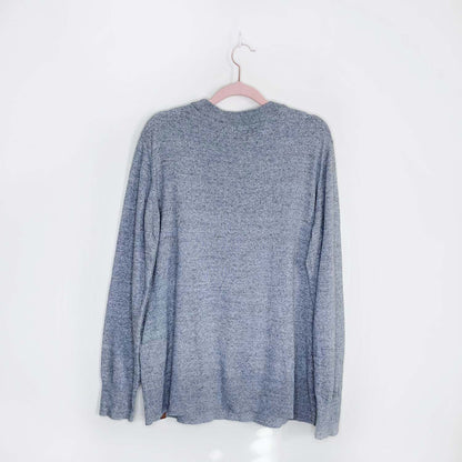 roots 2019 grey lightweight knitted crew - size xl