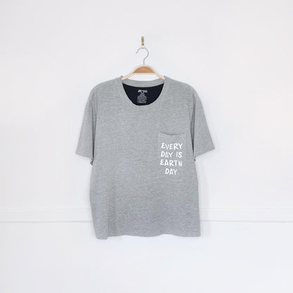 mountain ridge x earth activist crop pocket tee