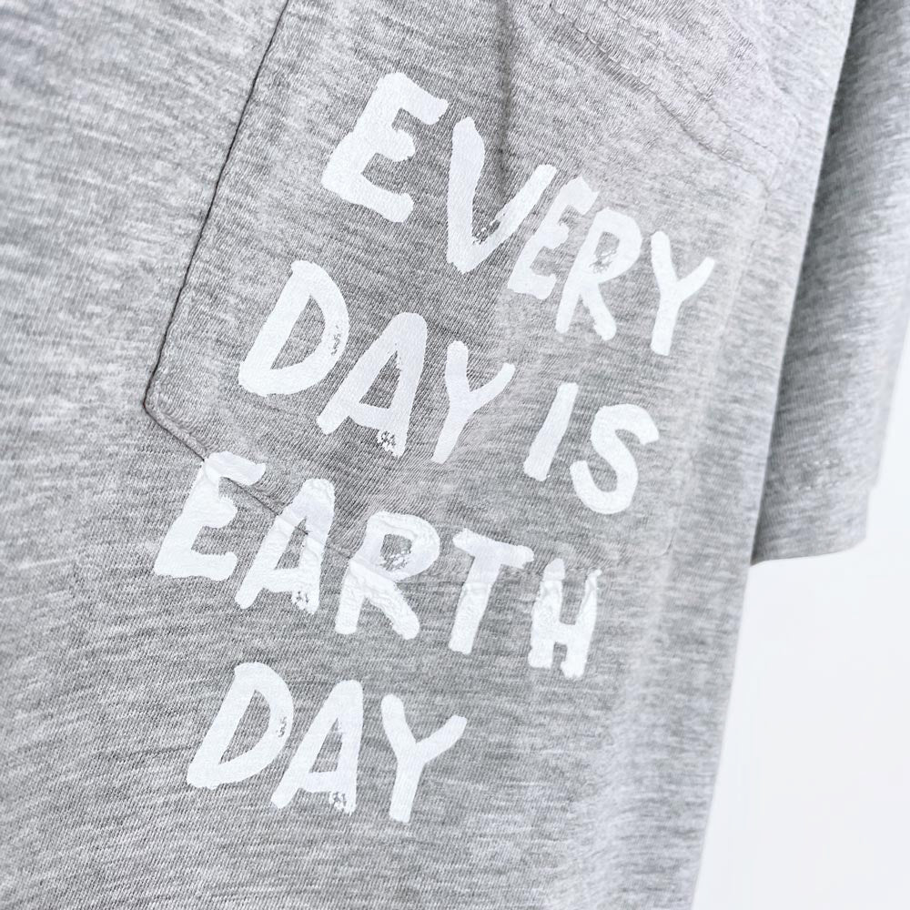 mountain ridge x earth activist crop pocket tee