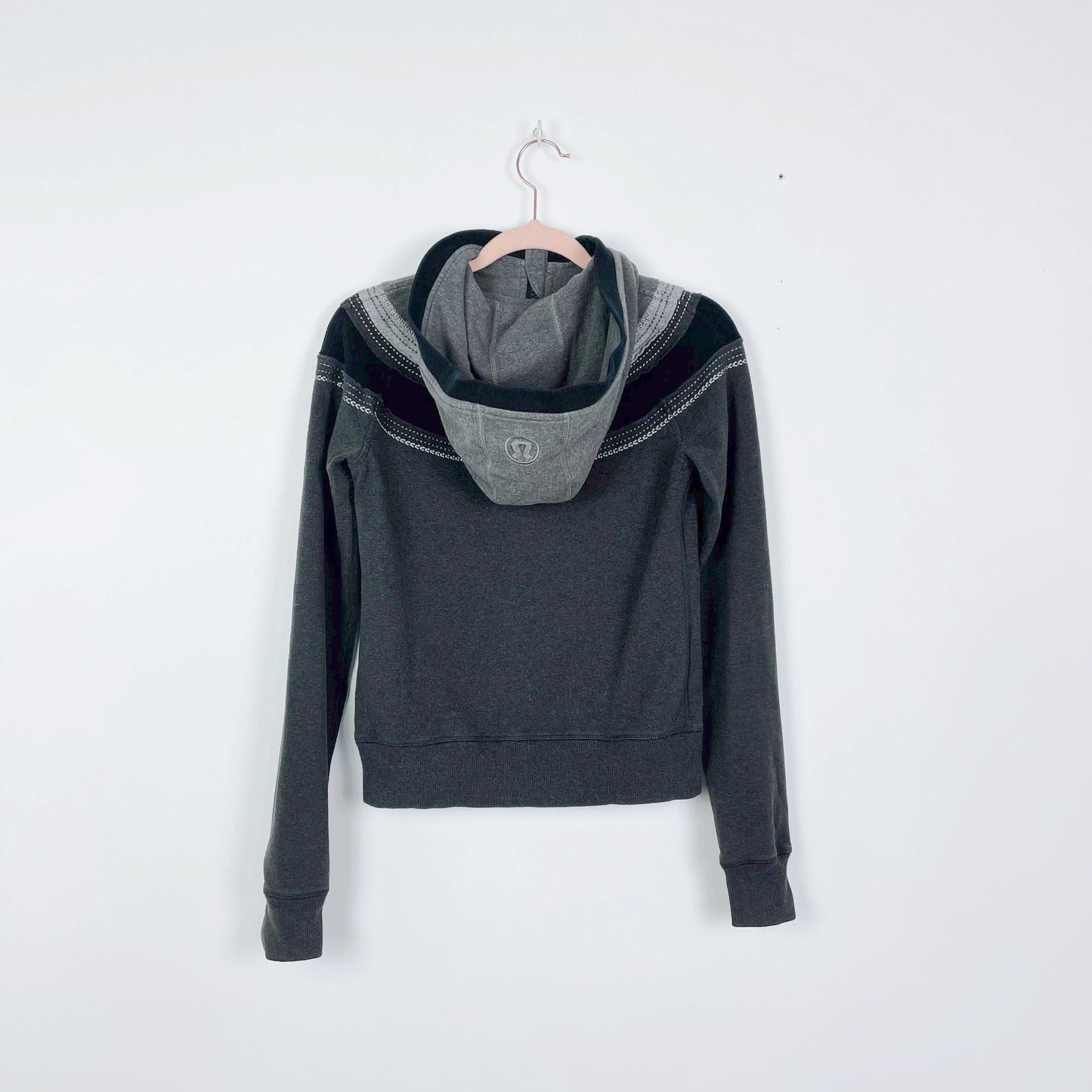 lululemon feel good remix hoodie grey - size 4