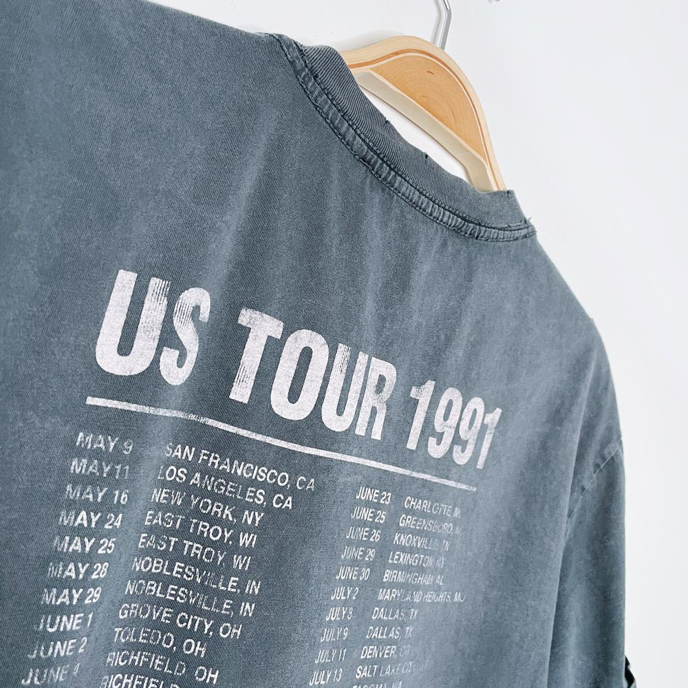 guns n roses 2016 tour 1991 rolled sleeve tee