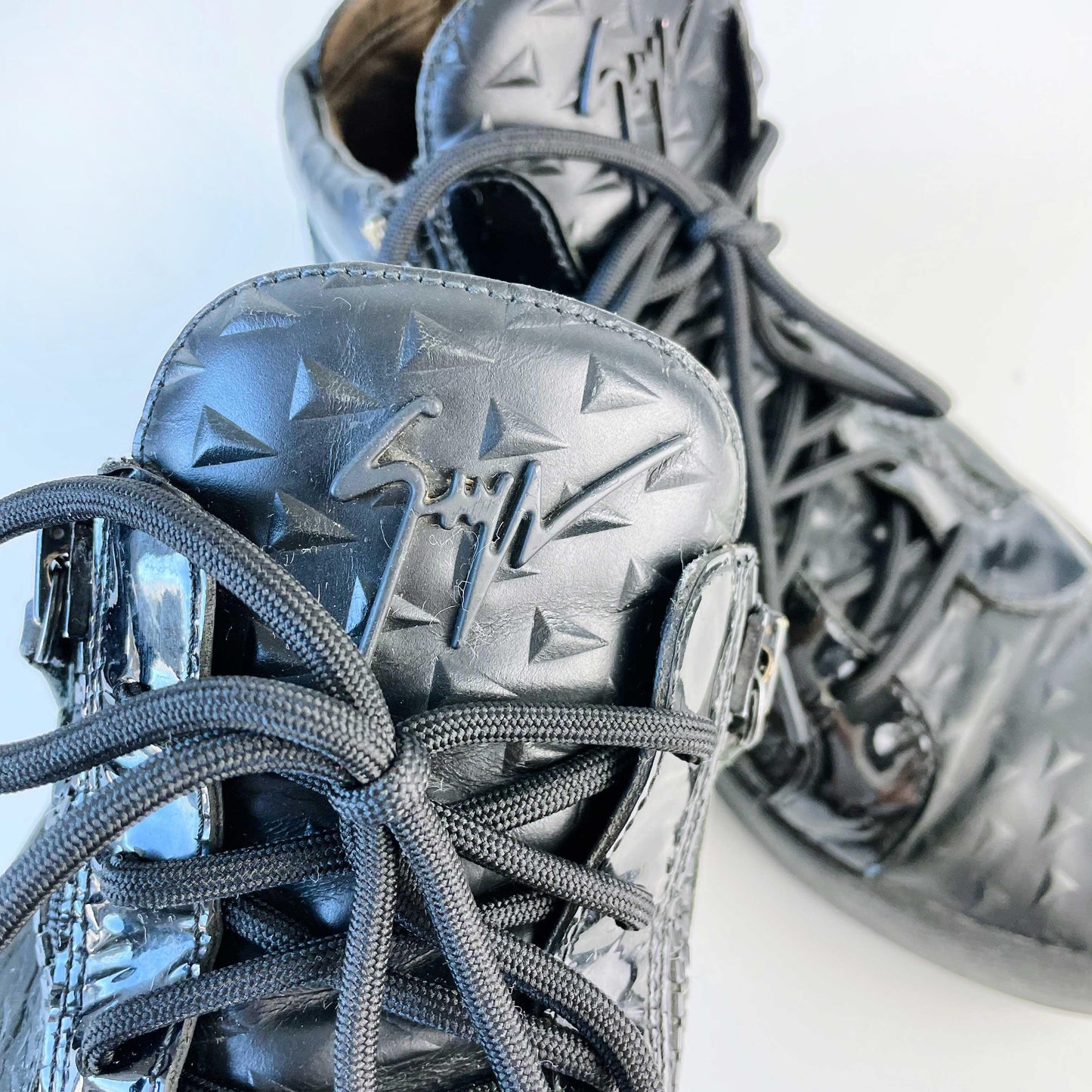 giuseppe zanotti high top leather sneakers