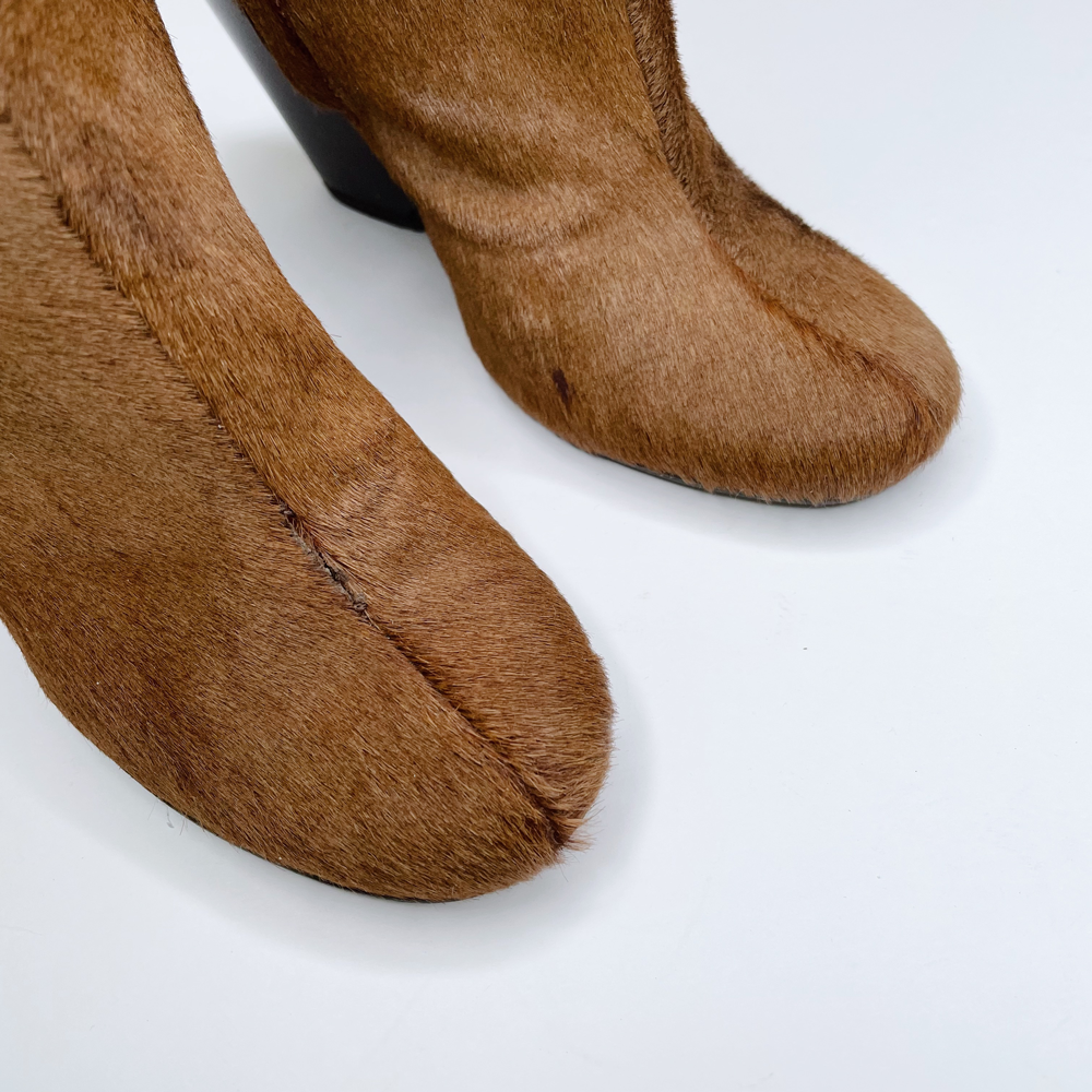 giuseppe zanotti calf hair wedge booties - size 36