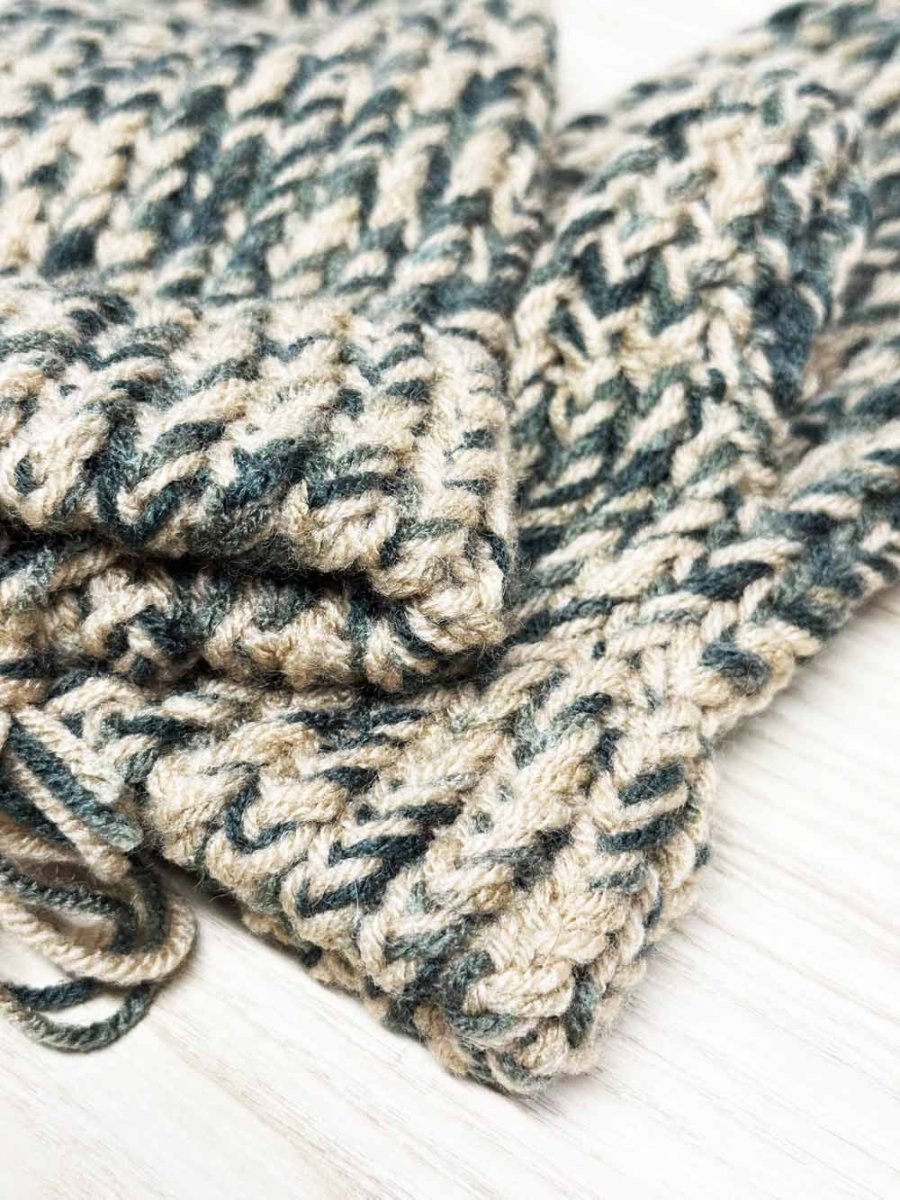 hand knit multi color yarn mittens - good market thrift store