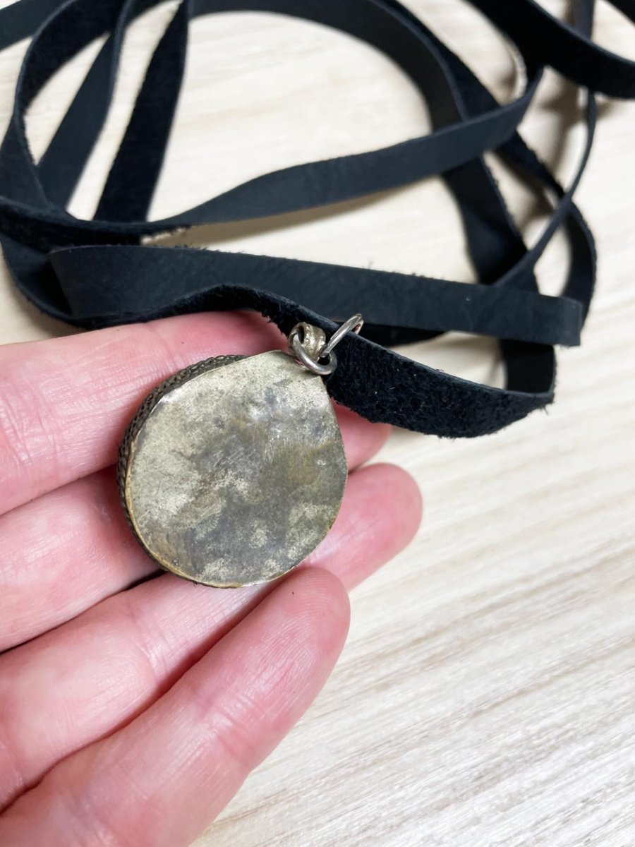 handmade soft leather wrap choker with agate silver pendant | rework - good market thrift store