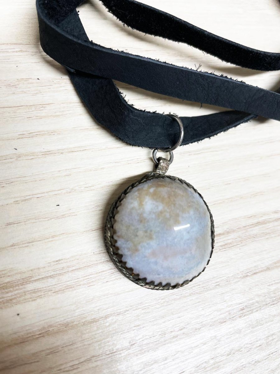 handmade soft leather wrap choker with agate silver pendant | rework - good market thrift store