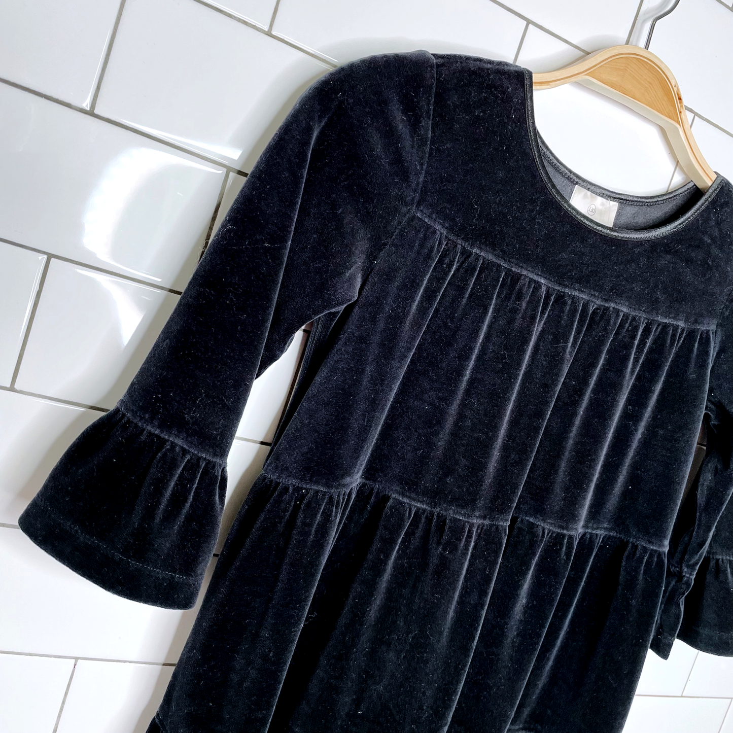 hanna anderson velvet tiered long sleeve dress - size 8