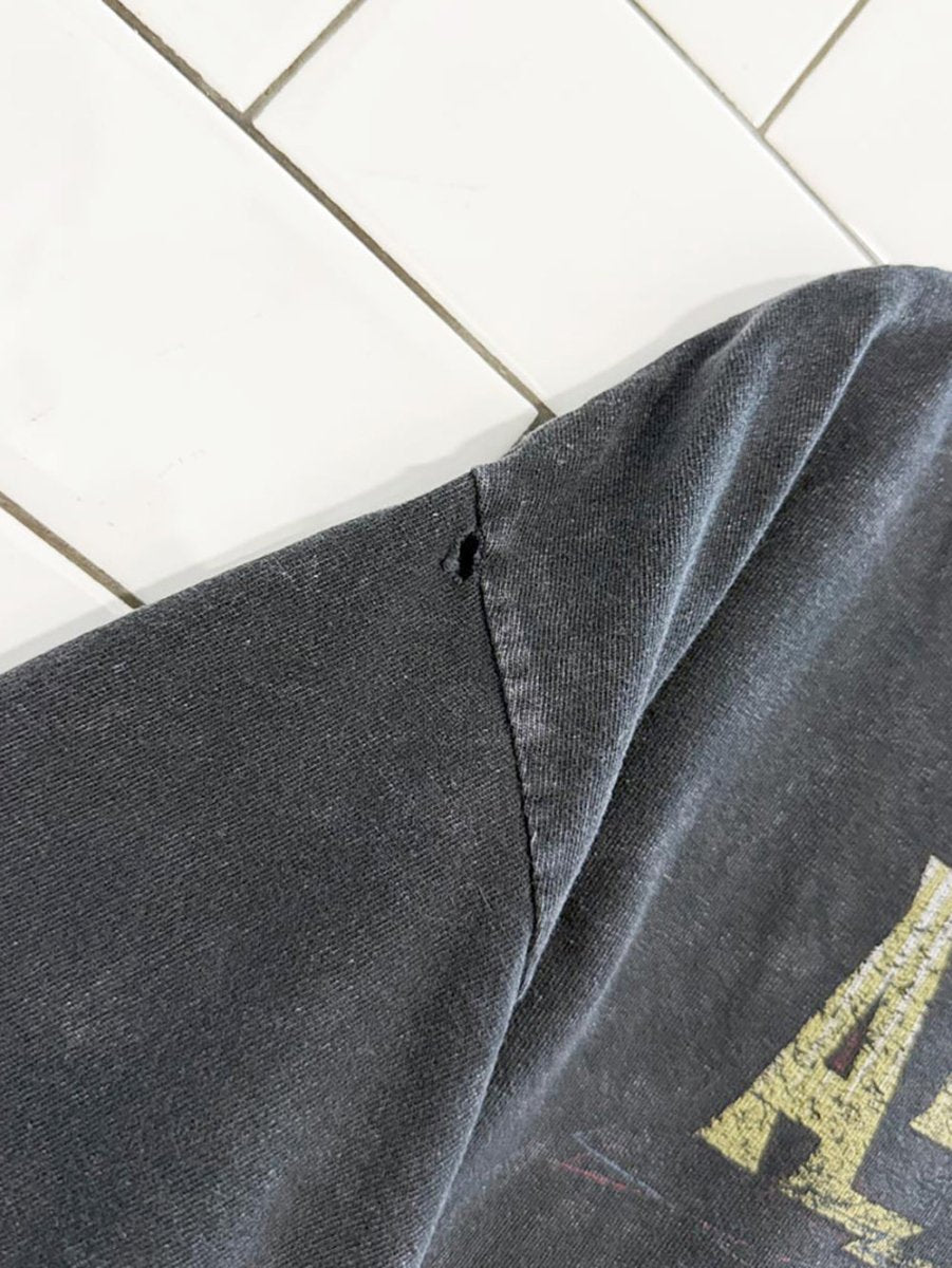 hard rock cafe acid wash faded graphic tee - good market thrift store