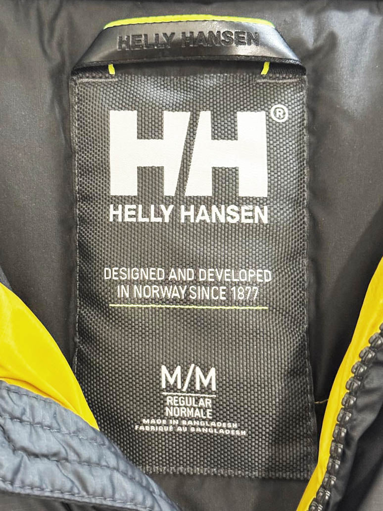 helly hansen 2024 "active puffy jacket" hooded short puffer coat - good market thrift store