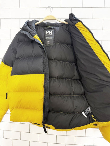 helly hansen 2024 "active puffy jacket" hooded short puffer coat - good market thrift store