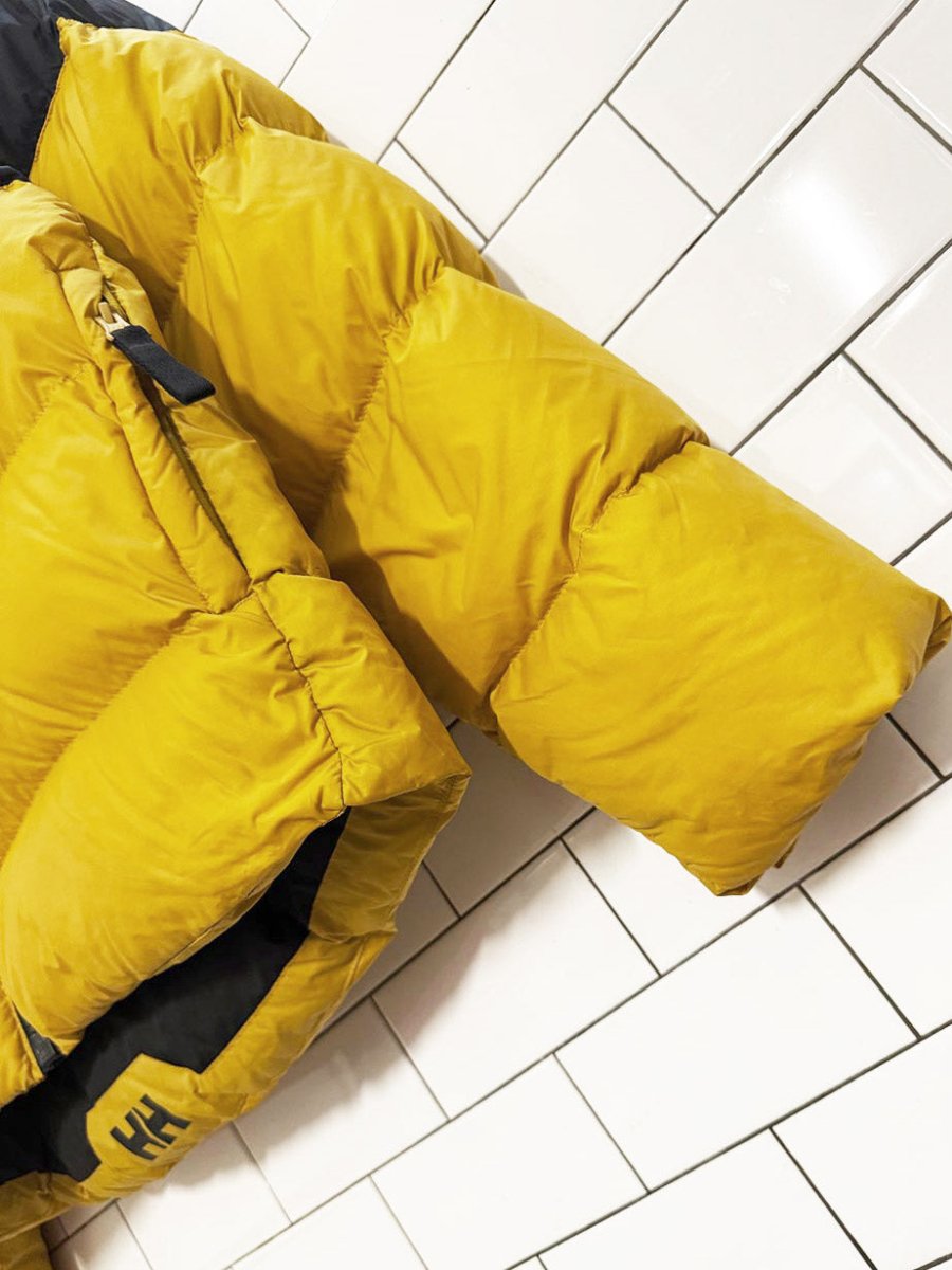 helly hansen 2024 "active puffy jacket" hooded short puffer coat - good market thrift store