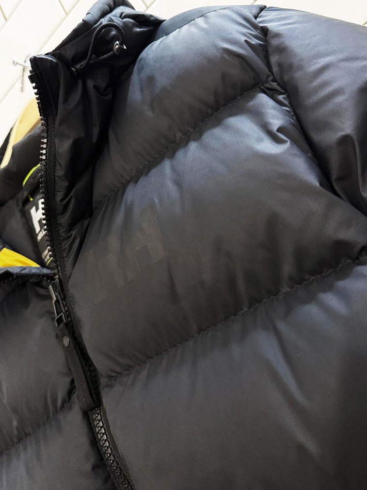 helly hansen 2024 "active puffy jacket" hooded short puffer coat - good market thrift store