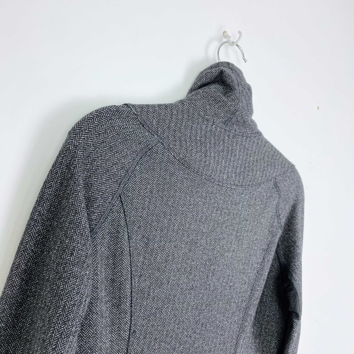 lululemon think fast pullover nulu herringbone - size 8