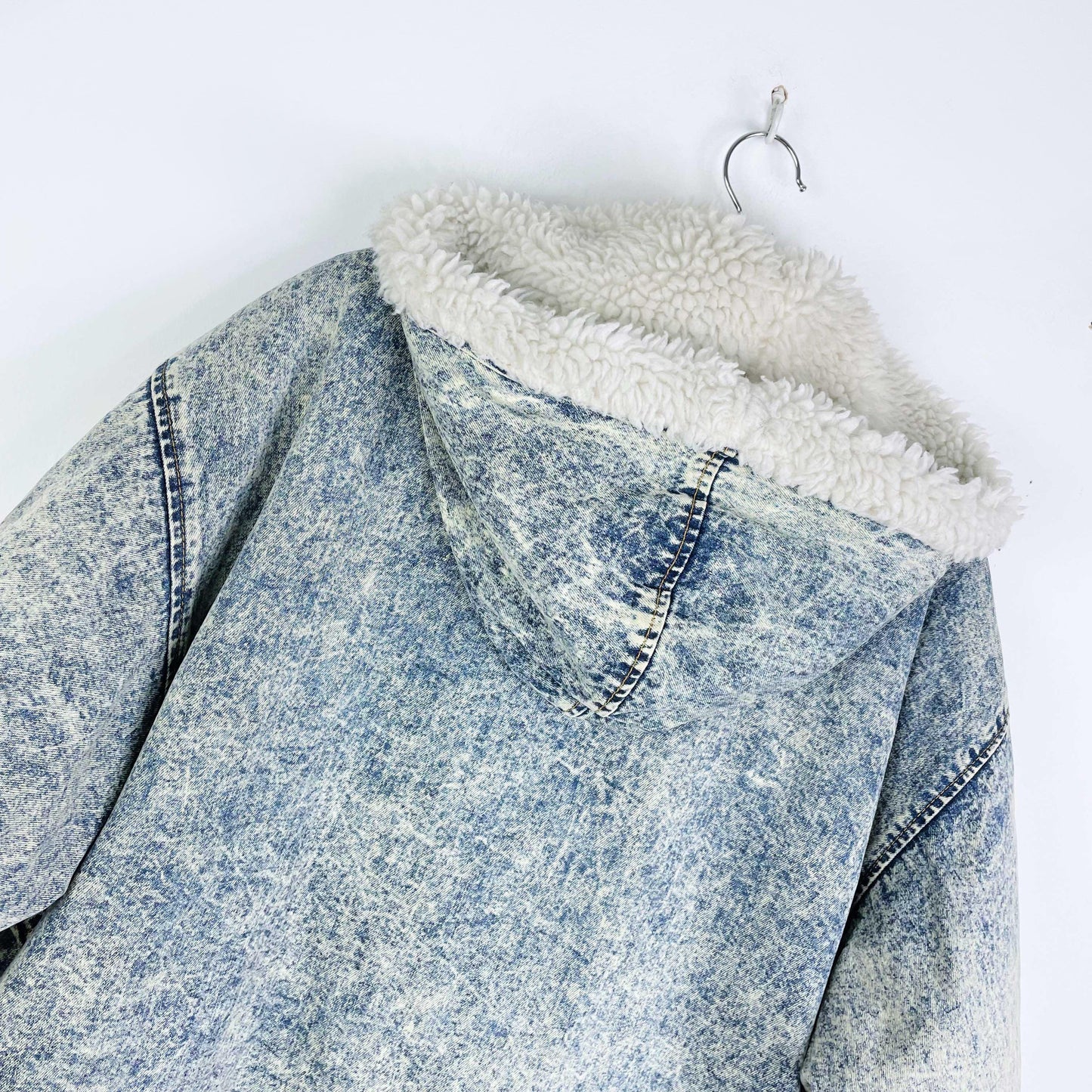 vintage 90s hollywood sherpa lined acid wash denim toggle jacket