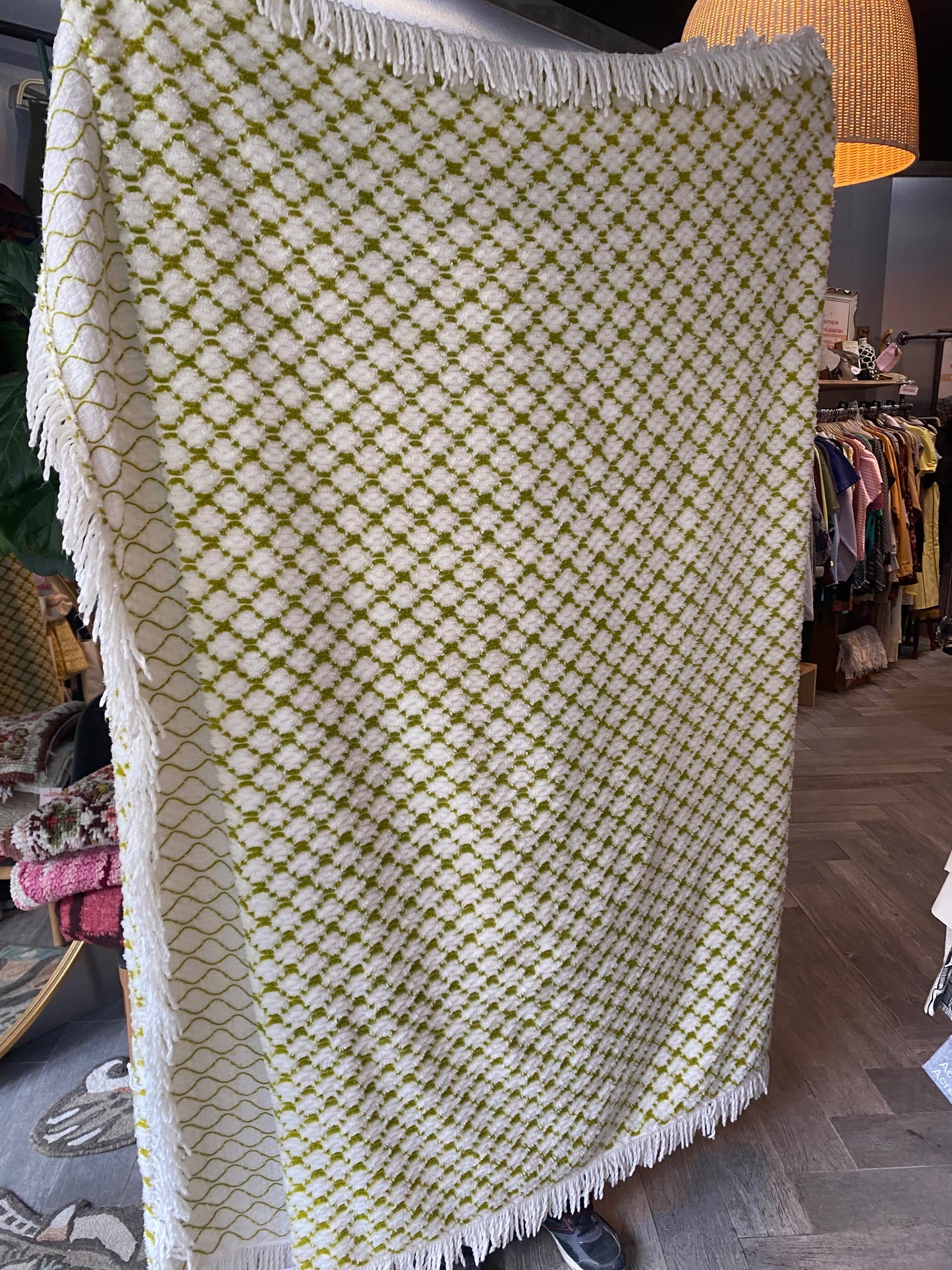 vintage 70s retro shag chenille tufted bedspread