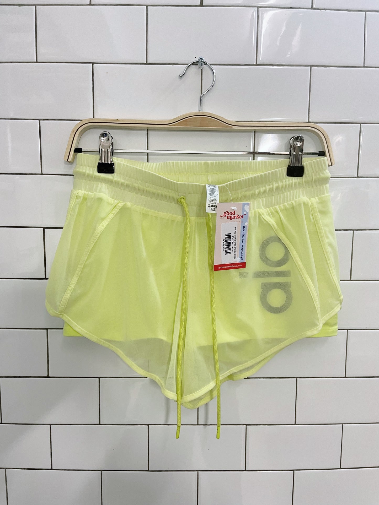 alo yoga ambience mesh shorts