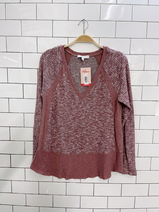 eri + ali dorotea raglan waffle long sleeve