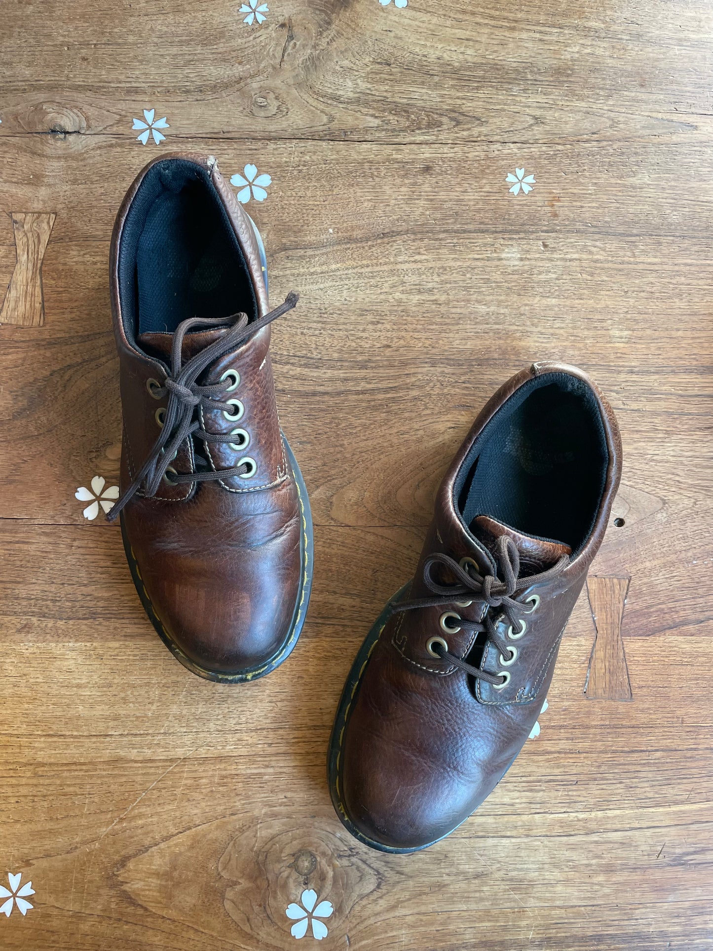 vintage doc martens boston oxford leather shoe