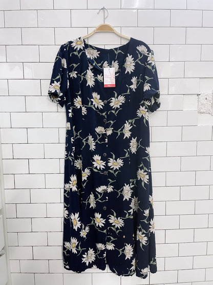 vintage 00s daisy midi shirt dress