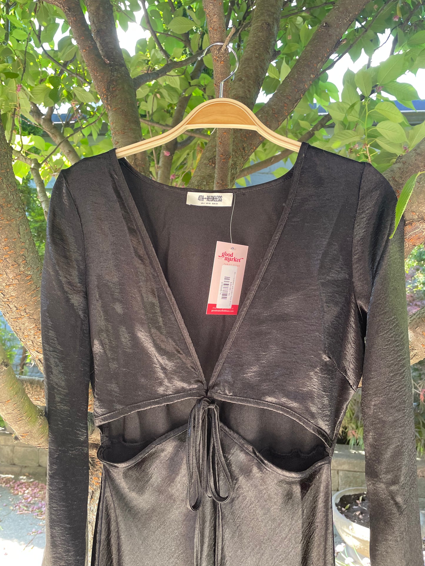 4th + reckless arlo satin maxi dress