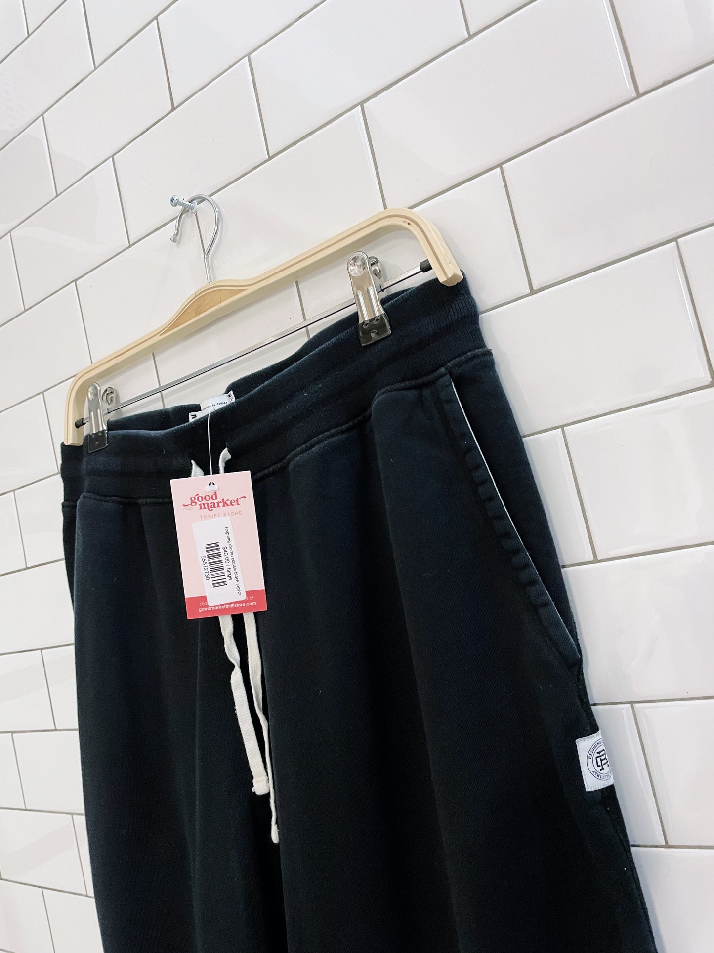 reigning champ classic black joggers