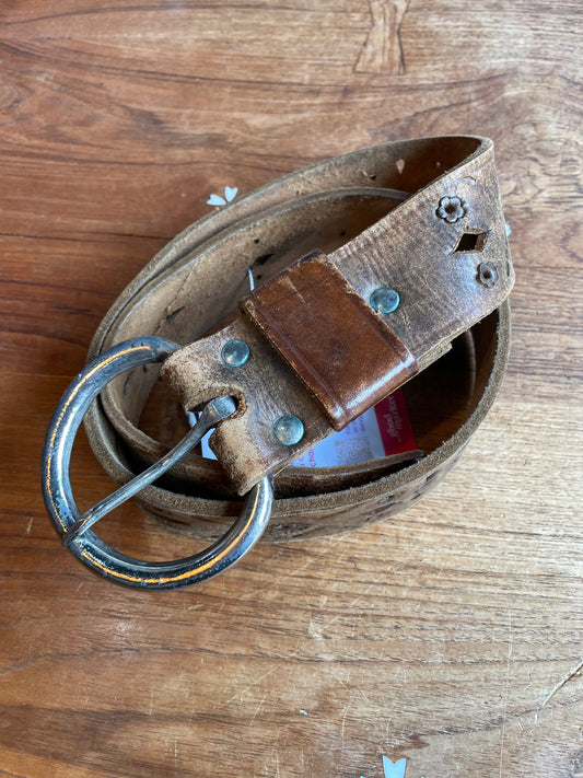 vintage heavy flower tooled leather belt