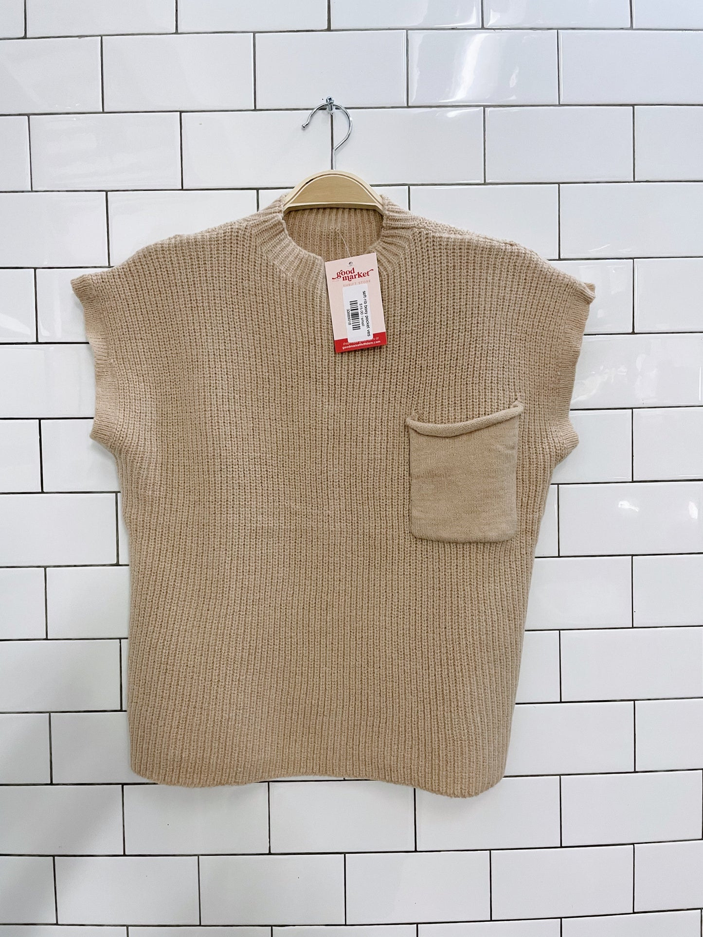 soft-rib boxy pocket vest