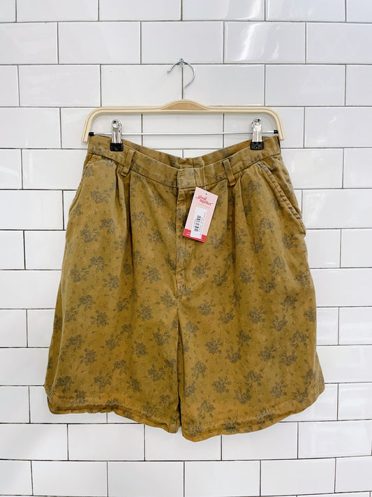 vintage chic usa floral print shorts