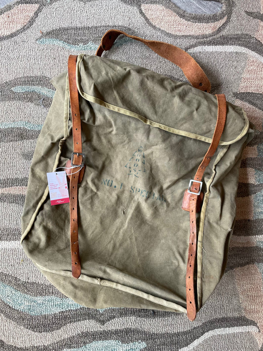 vintage woods military chair pack