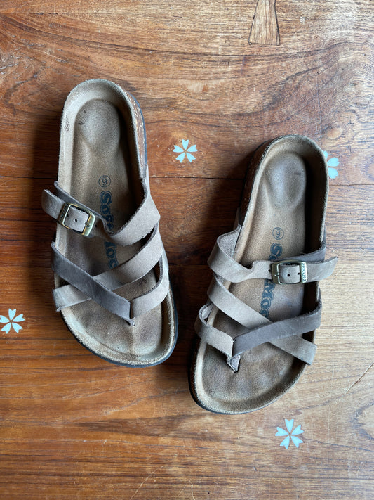 softmoc strappy leather sandals
