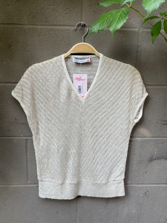 vintage helen harper shiny v-neck knit top