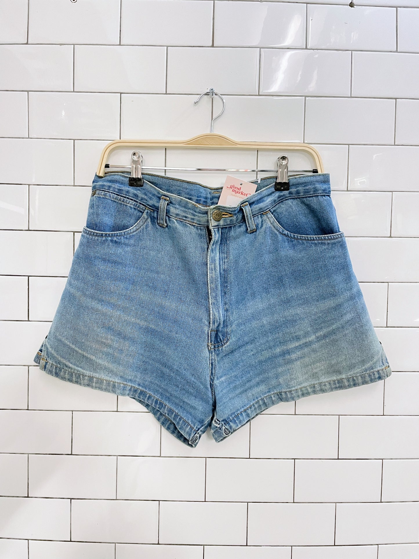 vintage 00s bonjour high rise denim shorts