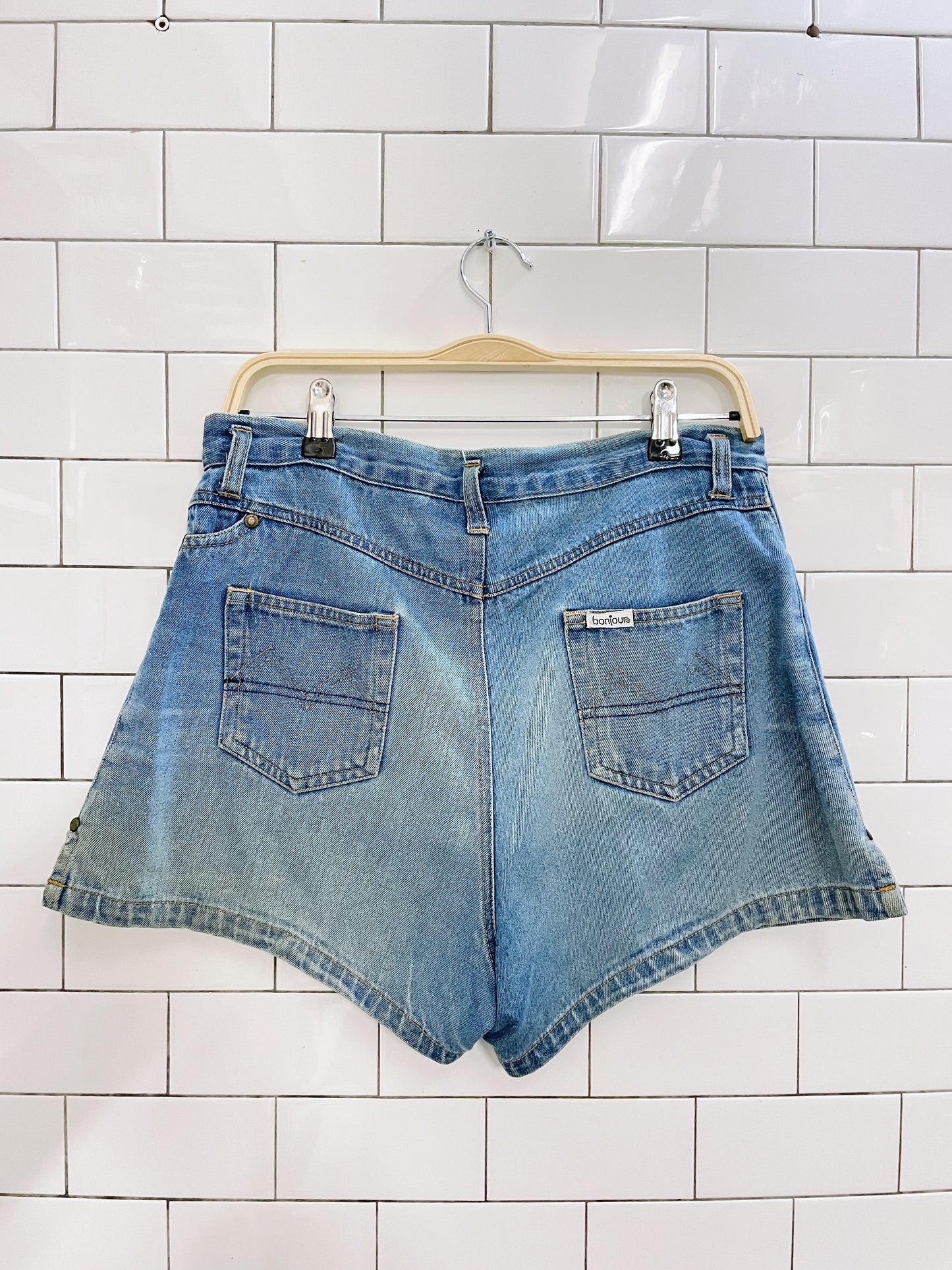 vintage 00s bonjour high rise denim shorts