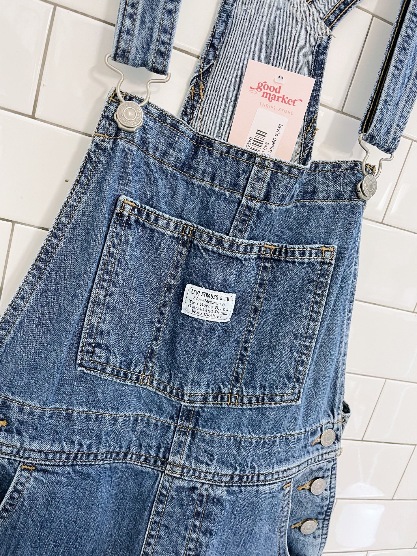 levi's denim overall shorts