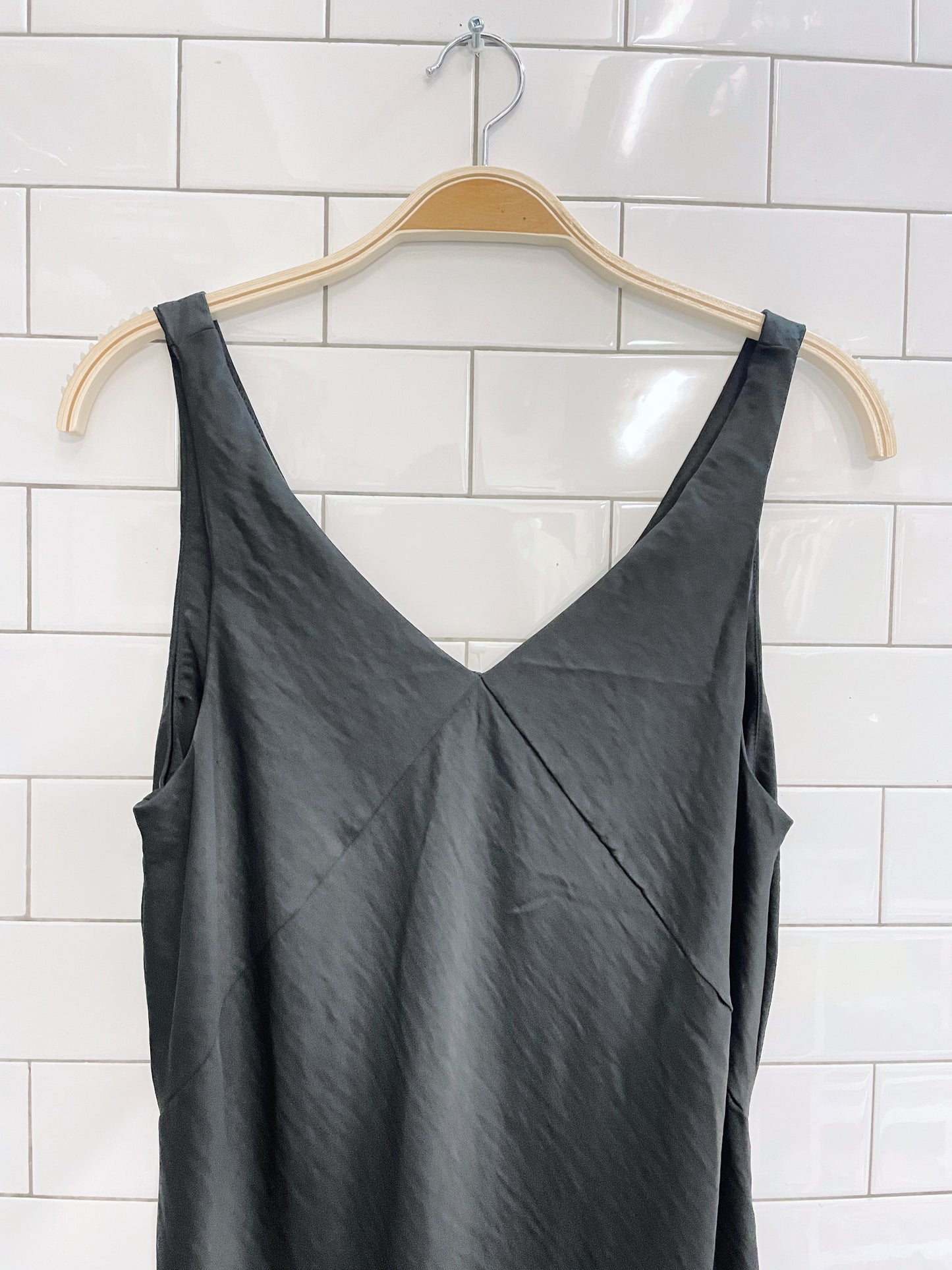 joie black satin v-neck sleeveless gown