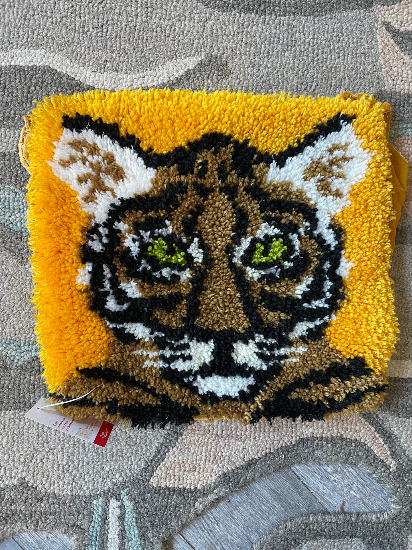 vintage 70s rug hook tapestry