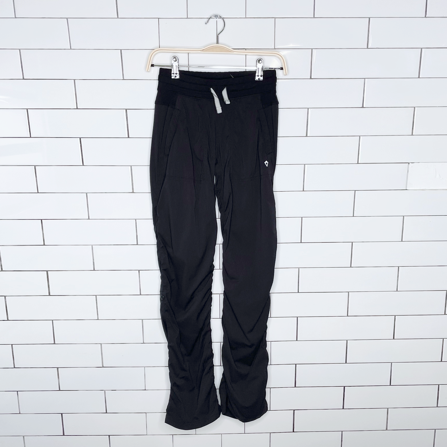 ivivva dance studio pants - size 12