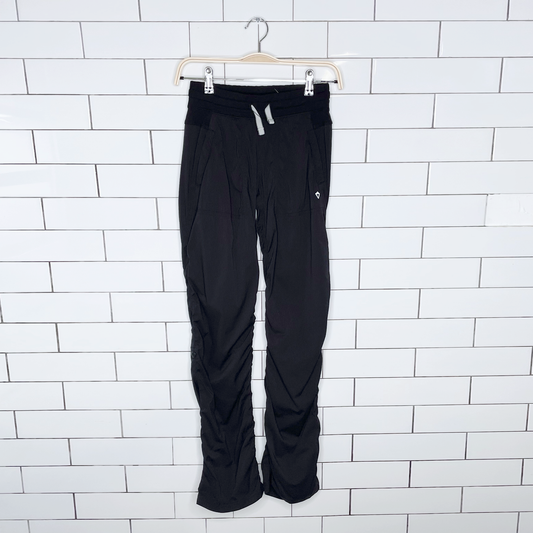 ivivva dance studio pants - size 12