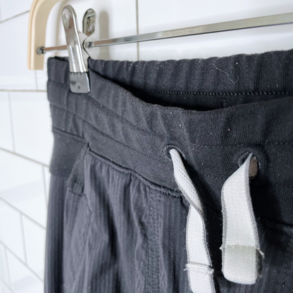 ivivva dance studio pants - size 12