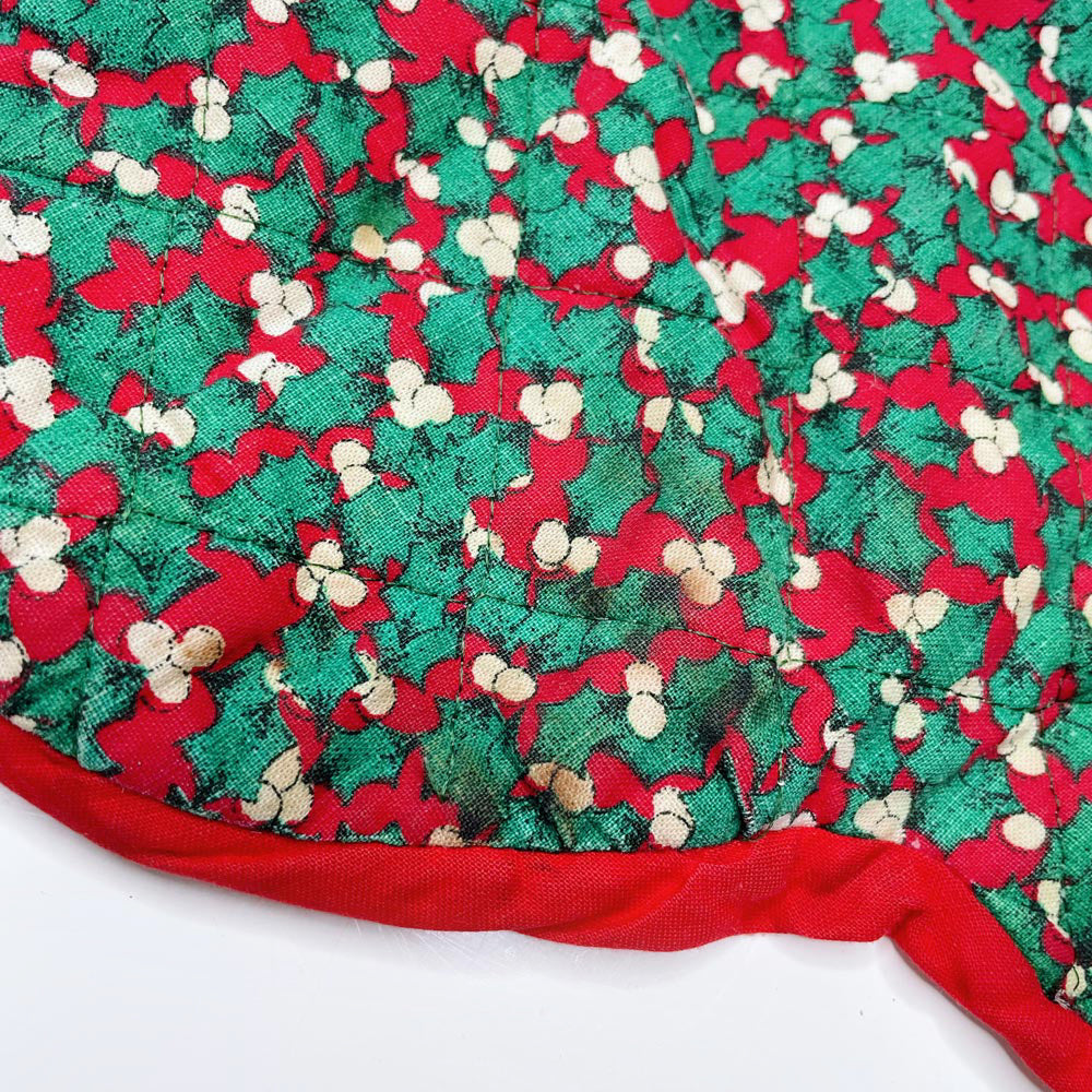 handmade ivy holiday oven mitt