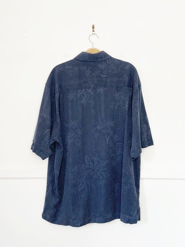 jamaica jaxx 100% silk floral full button cabana shirt - good market thrift store