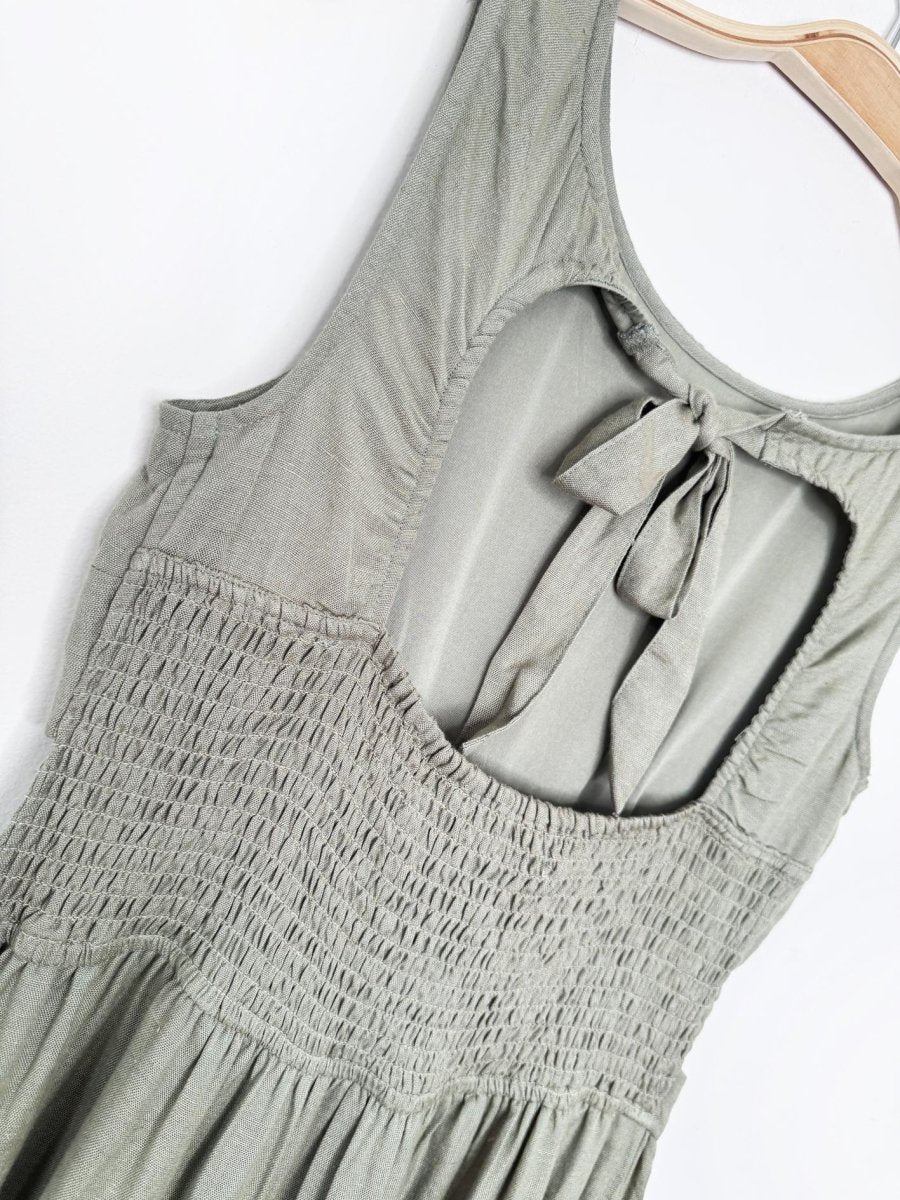 japna linen-blend open back cut out tiered maxi dress - good market thrift store