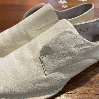 jnby white leather point toe slip on loafers - size 38