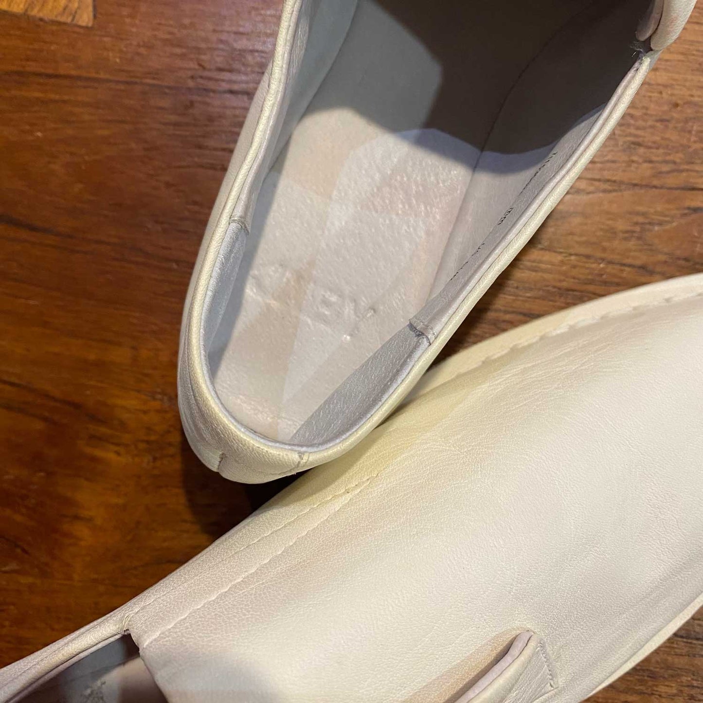 jnby white leather point toe slip on loafers - size 38